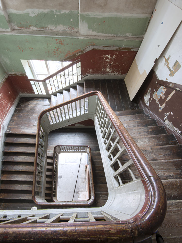 Studiestræde 13 staircase before restoration Elgaard Architecture