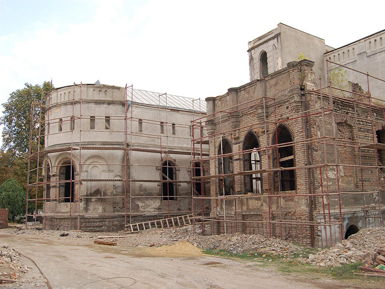 Chateau Mukhrani exterior during restoration Elgaard Architecture