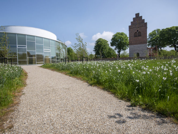 Vallensbæk Kirke og Helligtrekongers Kirke