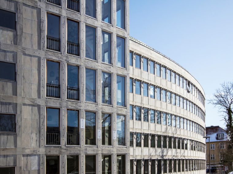 Lyngby Rådhus eksteriør