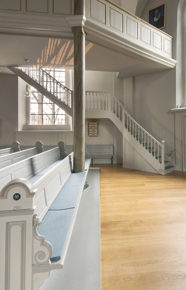 Frederiksberg Church pews after the restoration Elgaard Architecture