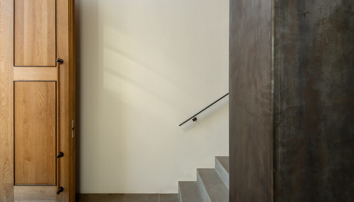 Havnegade 25 door and staircase Elgaard Architecture